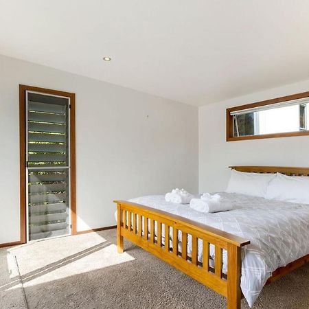 Karaka Sanctuary With Spa Pool By Waiheke Unlimited Oneroa Bilik gambar