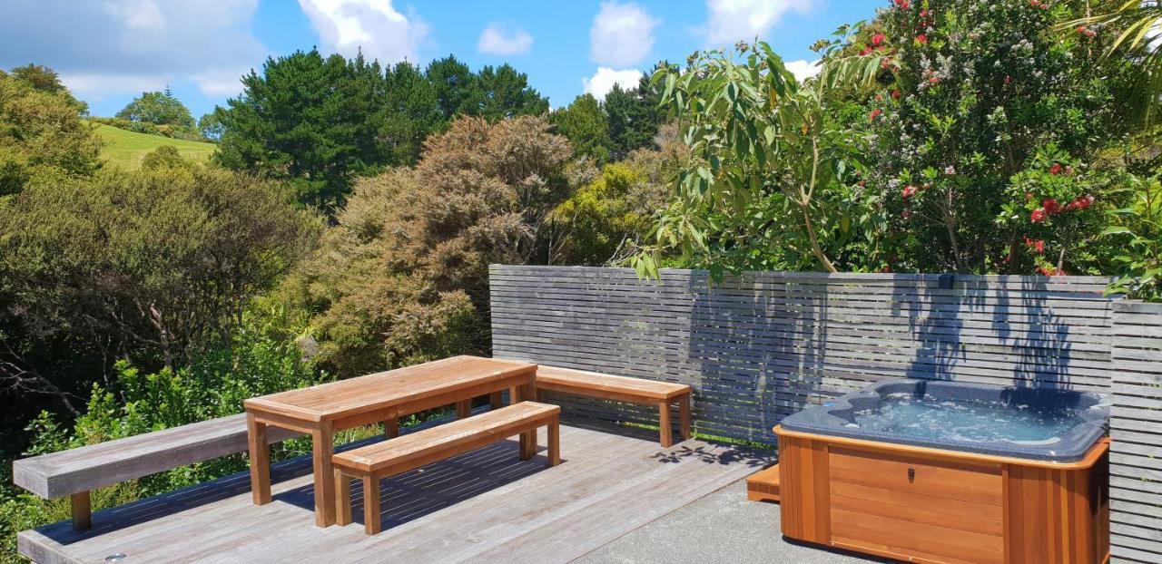 Karaka Sanctuary With Spa Pool By Waiheke Unlimited Oneroa Luaran gambar