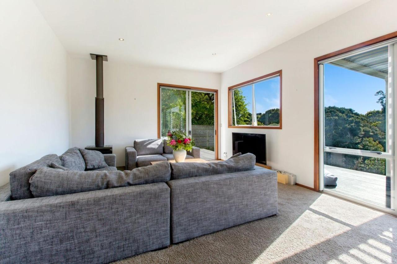 Karaka Sanctuary With Spa Pool By Waiheke Unlimited Oneroa Bilik gambar
