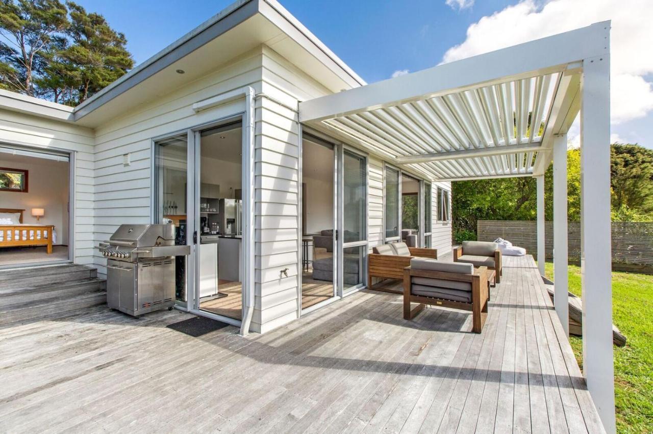 Karaka Sanctuary With Spa Pool By Waiheke Unlimited Oneroa Bilik gambar